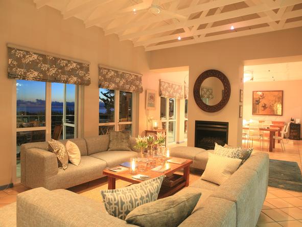 Abalone Guest Lodge - Lounge